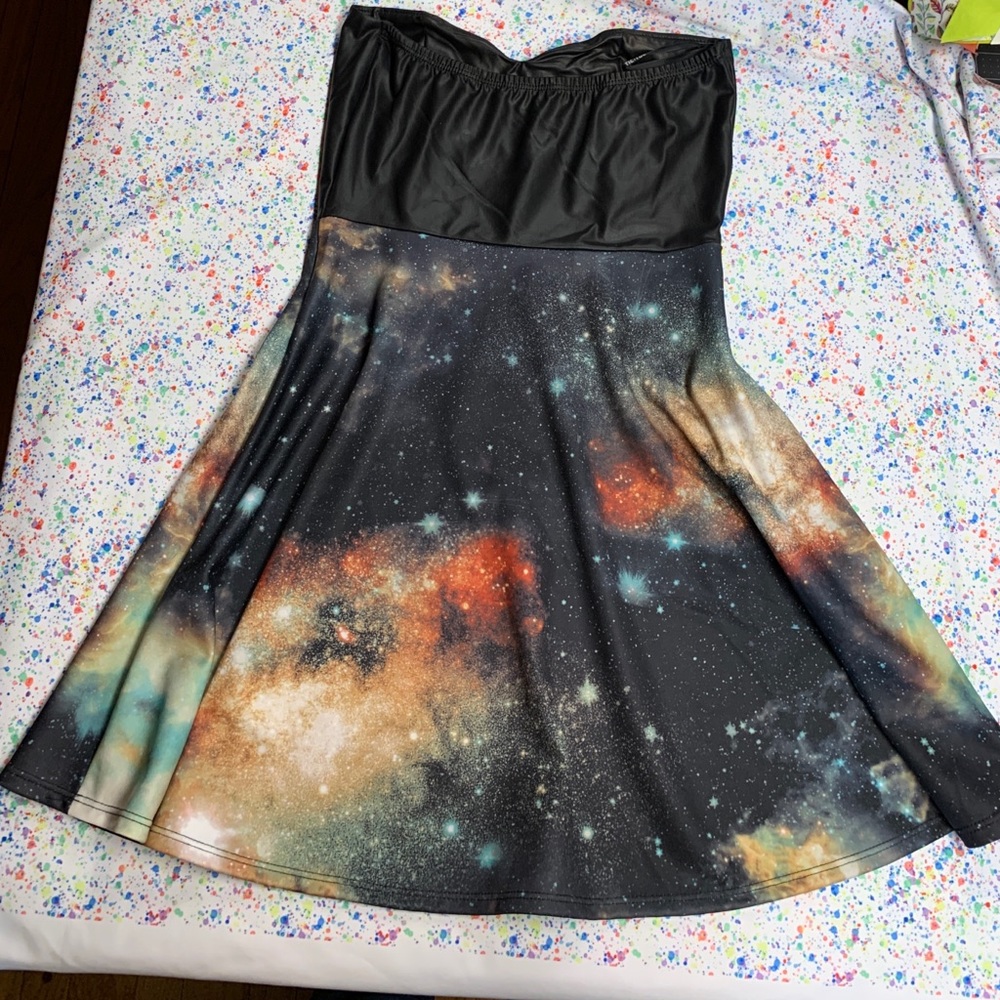 TicToc galaxy print strapless dress size medium - Picture 9 of 10